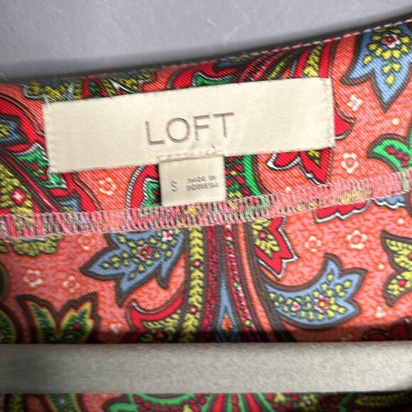 Loft Pink and Green Paisley Print Long Sleeve Silky Blouse Size Small - Picture 5 of 8